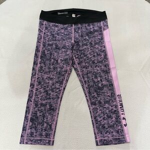 Under Armour Navy and Pink Patterned Capris Large